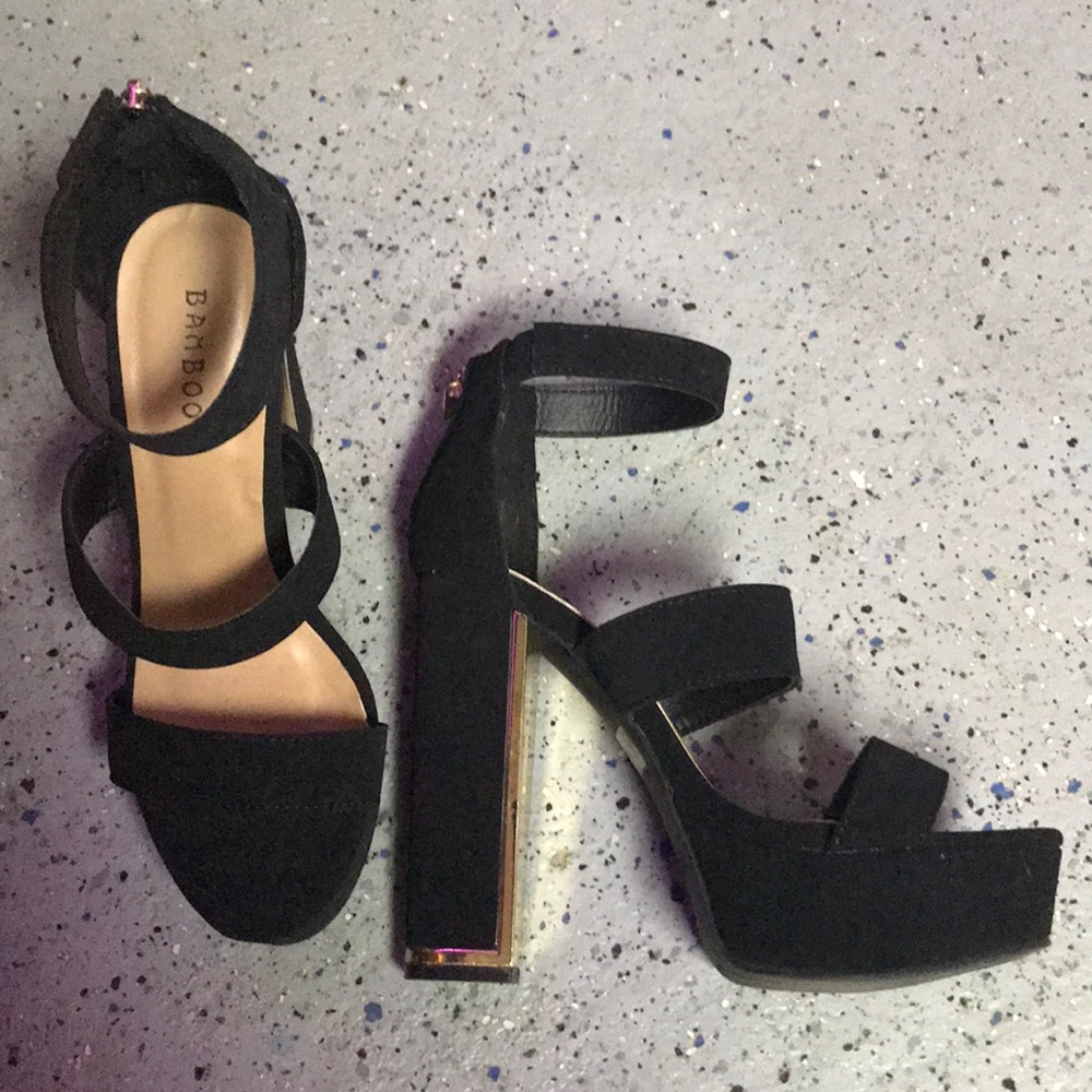 Heels - Picture 2 of 5
